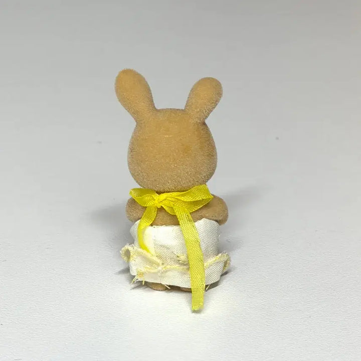 [BUNJANG] Sylvanian Families Old Ear-jointed Rabbit Figure / 실바니안 올드 귀접토끼 (고정)