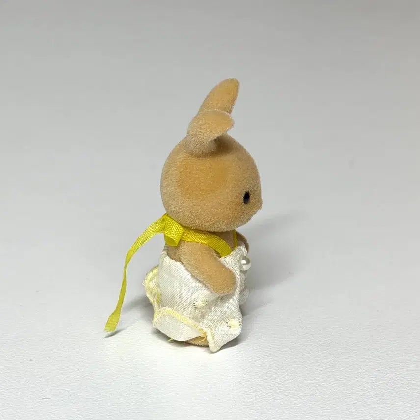 [BUNJANG] Sylvanian Families Old Ear-jointed Rabbit Figure / 실바니안 올드 귀접토끼 (고정)