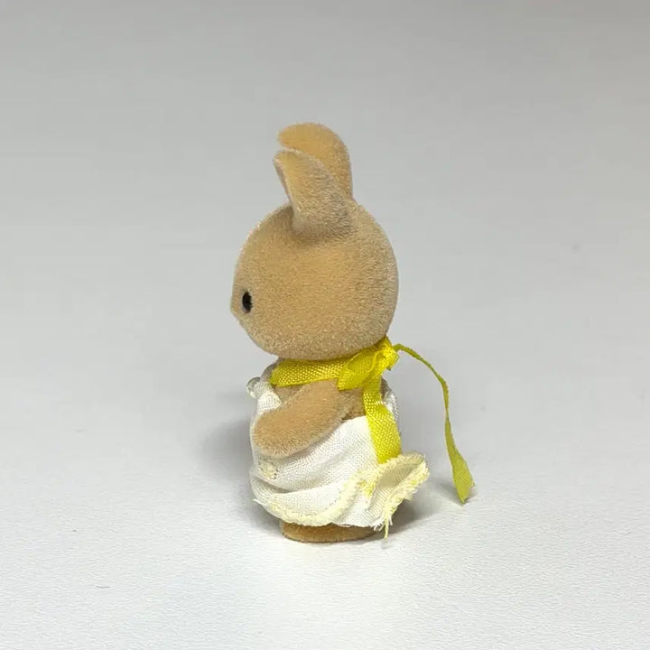 [BUNJANG] Sylvanian Families Old Ear-jointed Rabbit Figure / 실바니안 올드 귀접토끼 (고정)