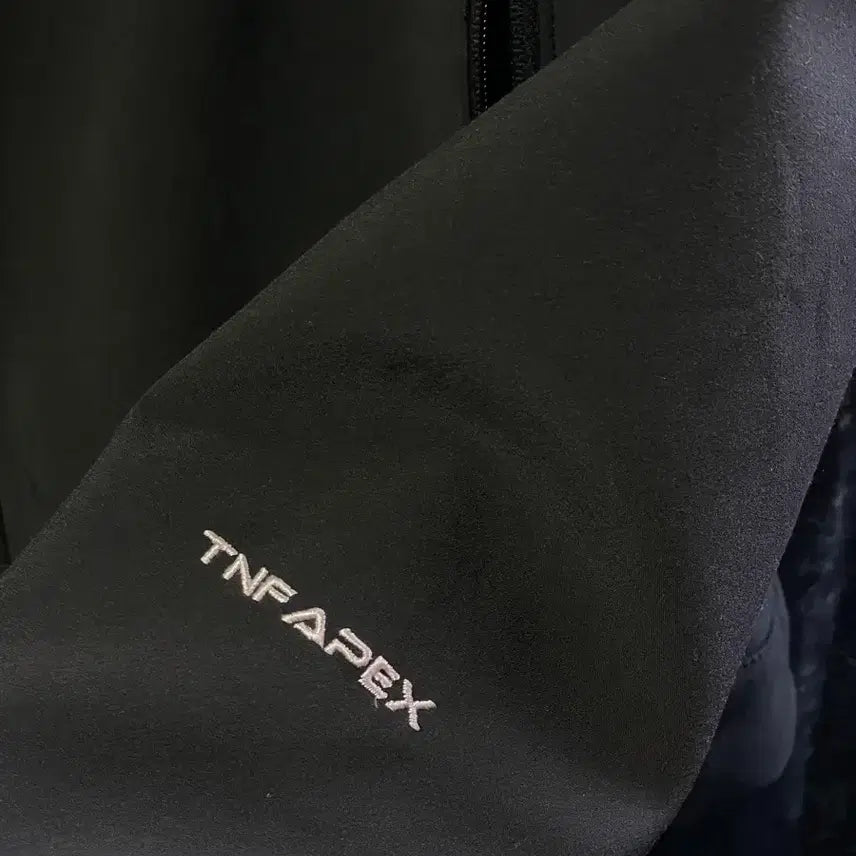 [BUNJANG] 100 M Black Windbreaker Jacket / 100 M 노스페이스 블랙 바람막이 집업 자켓