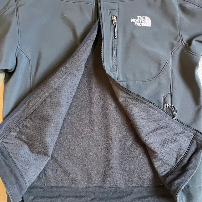 [BUNJANG] 100 M Black Windbreaker Jacket / 100 M 노스페이스 블랙 바람막이 집업 자켓