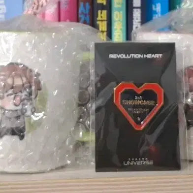 [BUNJANG] Revolution Heart Mug & Goods Bundle Set / 리레볼루션 (구 레볼루션 하트) 머그컵 그외 굿즈 일괄 판매