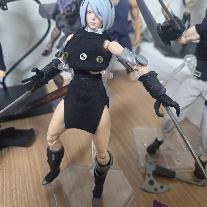 [BUNJANG] RomanKey Custom NieR Automata 2B Action Figure / 로만키 커스텀 니어 오토마타 2B 액션 피규어