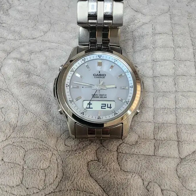 [BUNJANG] Casio Lineage LCW-100T Titanium Watch / 카시오 리니지 LCW-100T 티타늄 시계