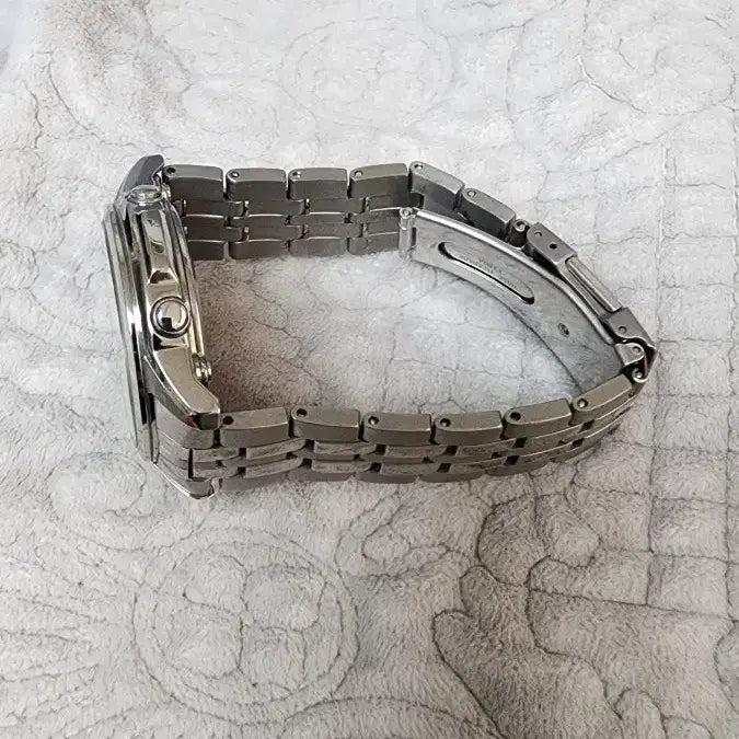 [BUNJANG] Casio Lineage LCW-100T Titanium Watch / 카시오 리니지 LCW-100T 티타늄 시계