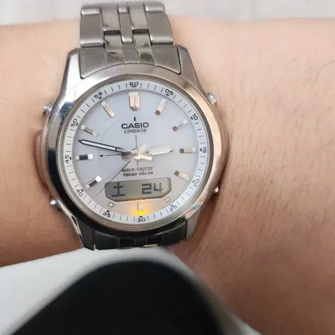 [BUNJANG] Casio Lineage LCW-100T Titanium Watch / 카시오 리니지 LCW-100T 티타늄 시계