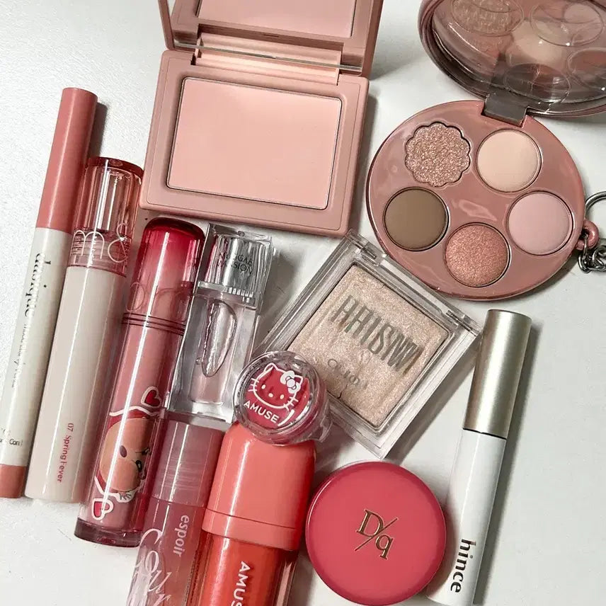 [BUNJANG] AMUSE Hello Kitty Ring Lip Balm / 어뮤즈 헬로키티 반지 립밤