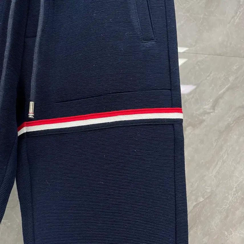 [BUNJANG] Thom Browne Knit Pants Set / 톰브라운 니트 바지 팬츠  남녀공용사이즈 네이비 그레이 봄 계절 세트로