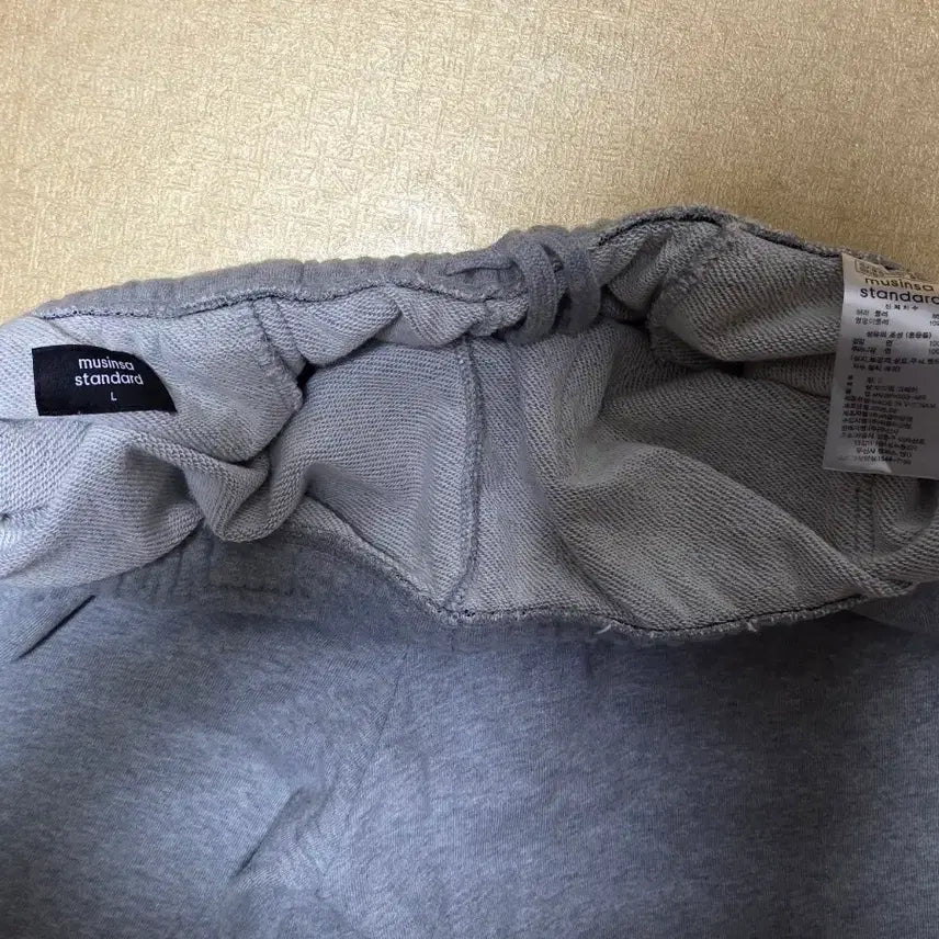 [BUNJANG] Musinsa Standard One-Tuck Sweat Pants L / 무탠다드 원 턱 스웨트 팬츠 L