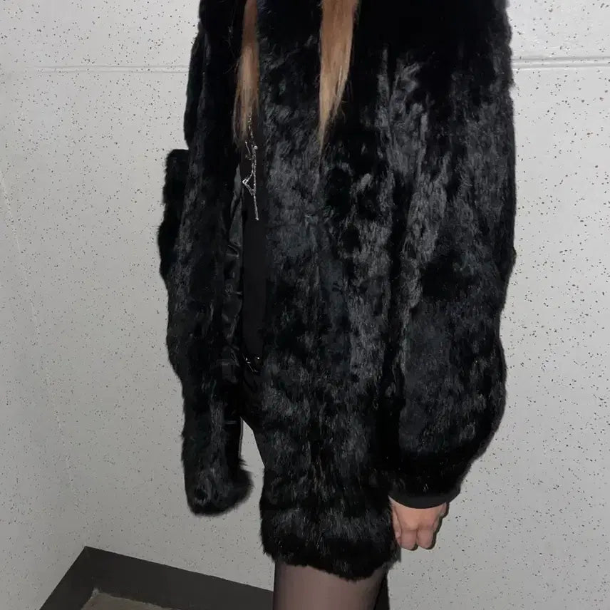 [BUNJANG] Vintage Black Fur Jacket / 착샷o 핀터레스트 빈티지퍼자켓퍼코트 블랙다크웨어로맨틱오네갸루고스고딕emo