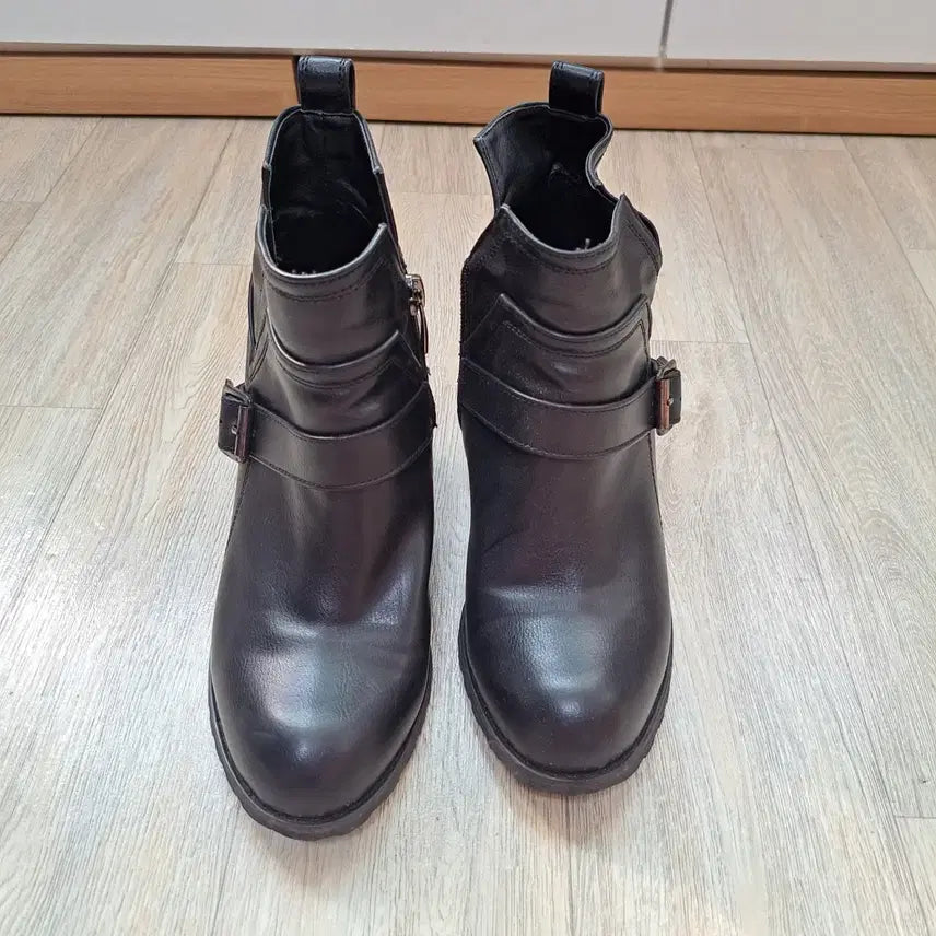 [BUNJANG] Walker Black Boots / 워커 225