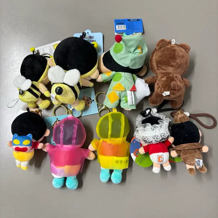 [BUNJANG] Crayon Shin-chan Character Keyring Collection / [짱구 인형 키링 모음] 꿀벌 파자마 잠옷 곰돌이 명탐정 짱구