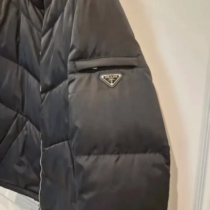 [BUNJANG] Prada Re-Nylon Down Jacket / 봄맞이 프라다 리나일론 다운재킷 팝니다 NFC신형