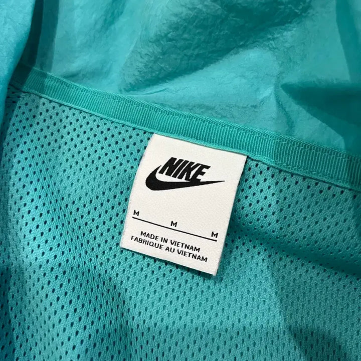 [BUNJANG] Nike Windbreaker Mint (Size M) / 나이키 빅로고 바람막이 민트 M