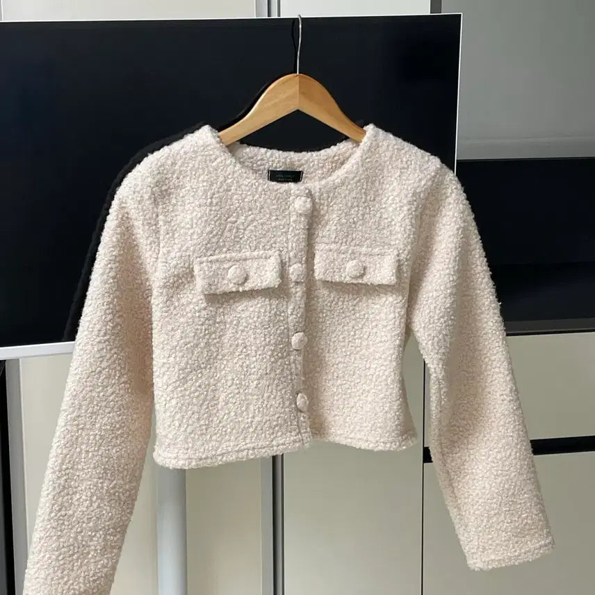 [BUNJANG] Cropped Boucle Knit Jacket / 크롭 니트 뽀글이 자켓