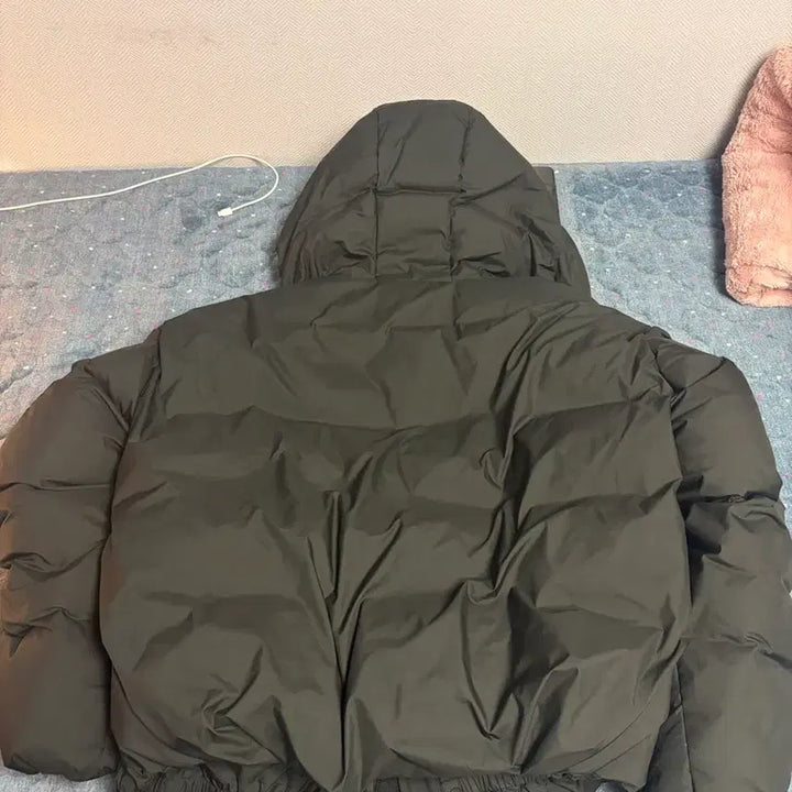 [BUNJANG] AMOMENTO Hooded Down Puffer Jacket / 아모멘토 다운 푸퍼 패딩