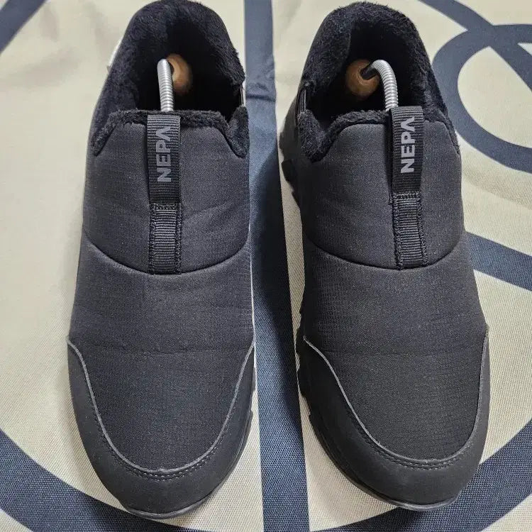 [BUNJANG] Nepa 270mm Padded Sneakers / [네파] 270mm 패딩스니커즈 패딩부츠 겨울스니커즈