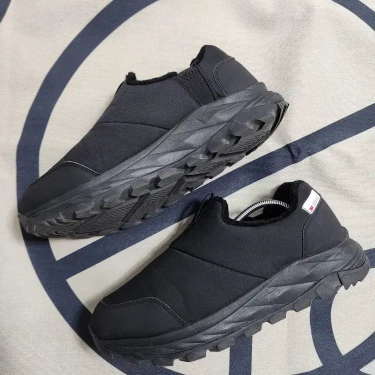 [BUNJANG] Nepa 270mm Padded Sneakers / [네파] 270mm 패딩스니커즈 패딩부츠 겨울스니커즈