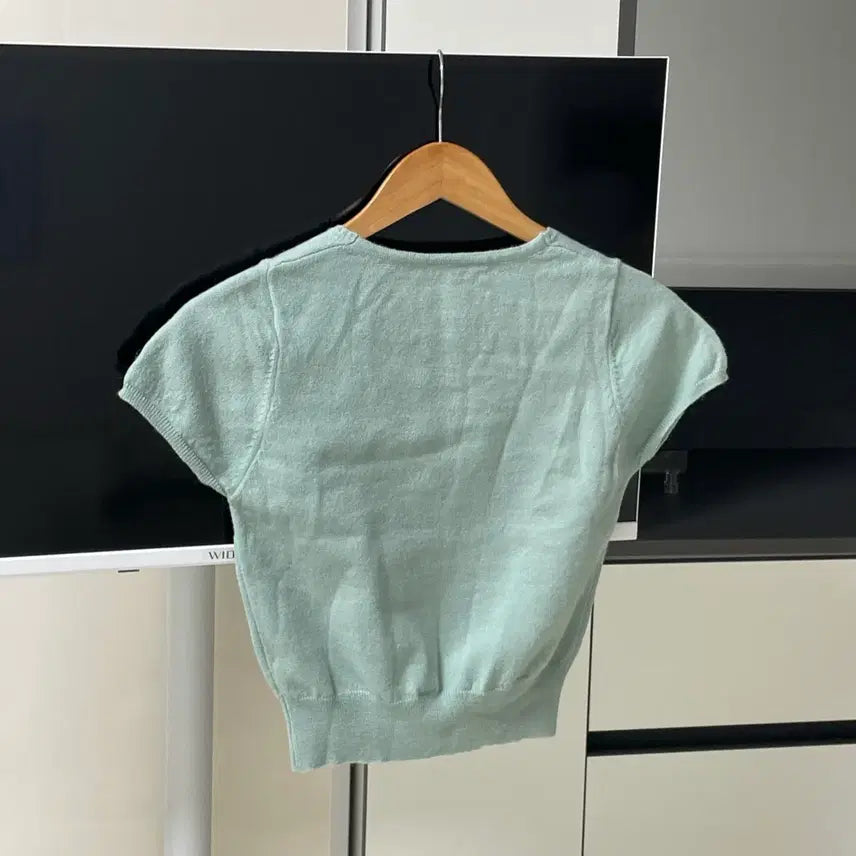 [BUNJANG] Square Neck Mint Short-Sleeved T-shirt / 새상품 스퀘어넥 민트 반팔티