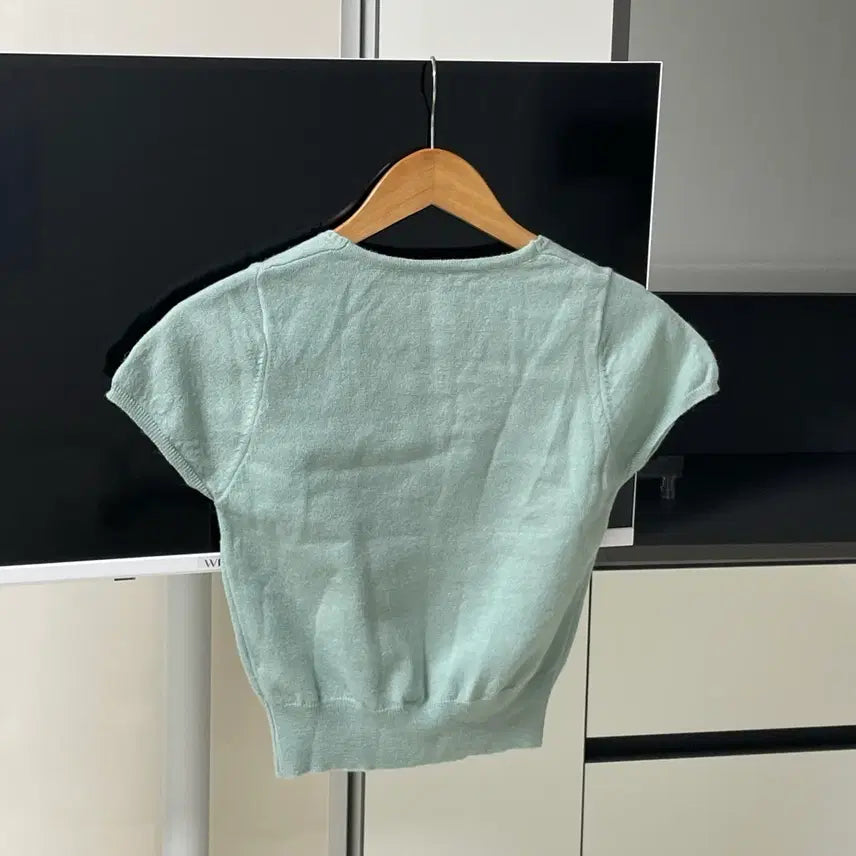 [BUNJANG] Square Neck Mint Short-Sleeved T-shirt / 새상품 스퀘어넥 민트 반팔티
