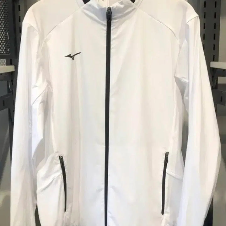 [BUNJANG] Mizuno Training Track Jacket Windbreaker / 미즈노 트레이닝 트랙 자켓 바람막이 화이트 윈드 브레이커