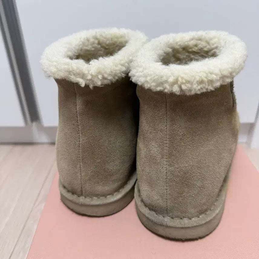 [BUNJANG] Miu Miu Suede Shearling Boots 38 / (매장가180) 미우미우 스웨이드 시어링 부츠 38 2회착