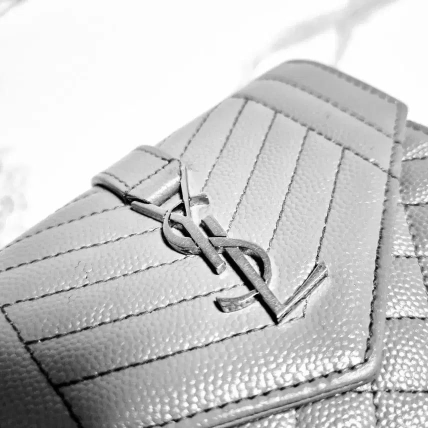 [BUNJANG] Saint Laurent Matelassé Envelope Wallet / (정품) 생로랑 마틀라세 엔벨로프 반지갑