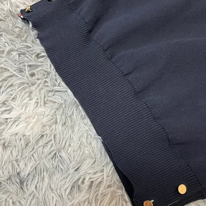 [SOLD OUT] {2 size} 톰브라운 밀라노 스티치 금장 니트