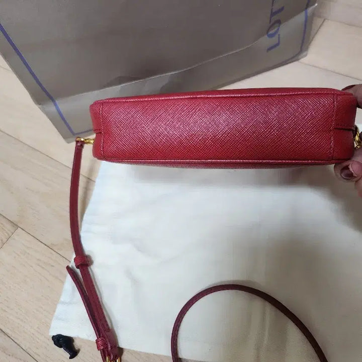 [BUNJANG] Prada Saffiano Lux Camera Bag - Red / 프라다 사피아노 룩스 카메라백 레드