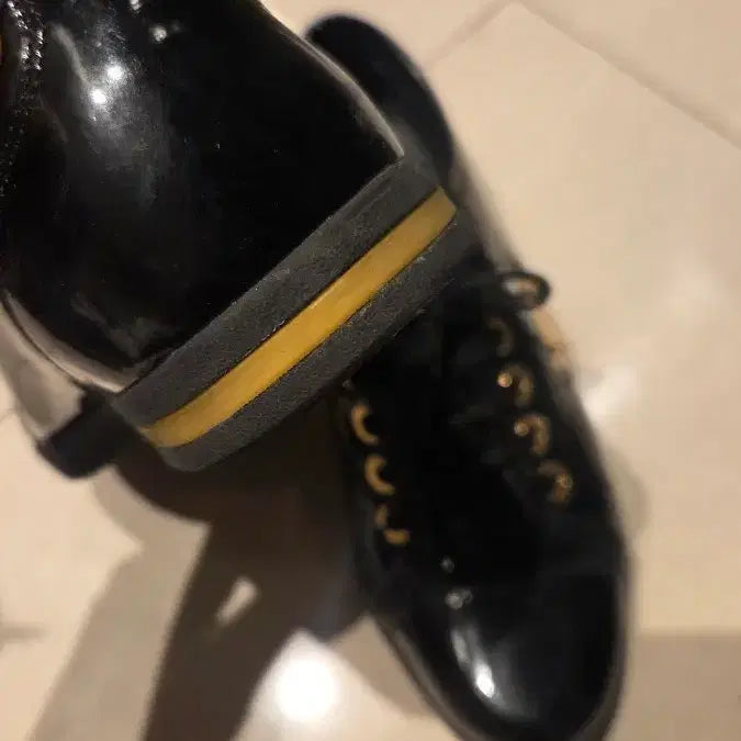 [BUNJANG] Dolce &amp; Gabbana Sneakers (Size 36) / 돌체앤가바나 스니커즈 36