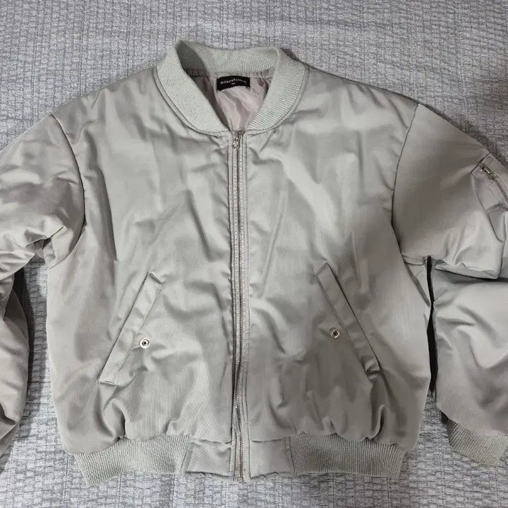 [BUNJANG] ACOVER Cropped Padded Bomber Jacket / 어커버 크롭 패딩항공점퍼 팝니다