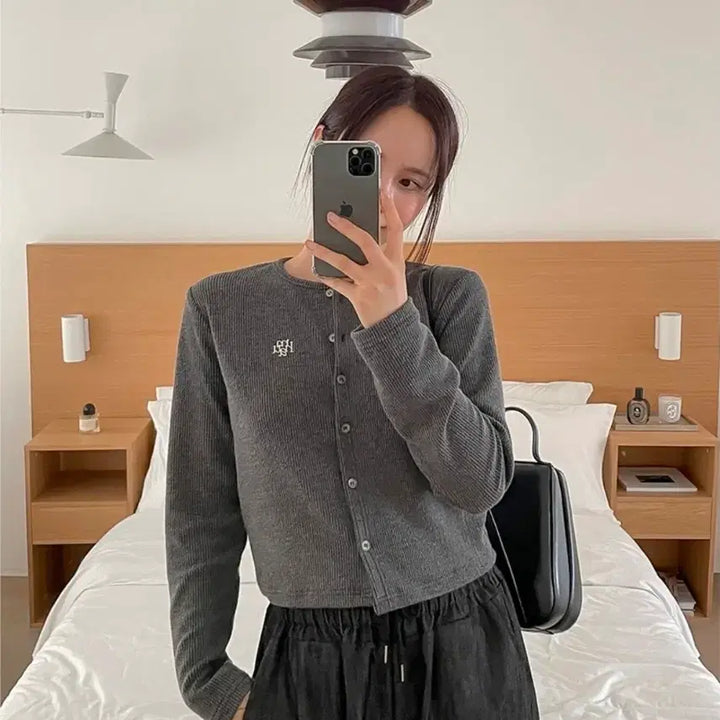 [BUNJANG] MUA MUA Charcoal Slim Fit Knit Cardigan Set / 무아무아 로고 슬림핏 니트 가디건 세트 차콜