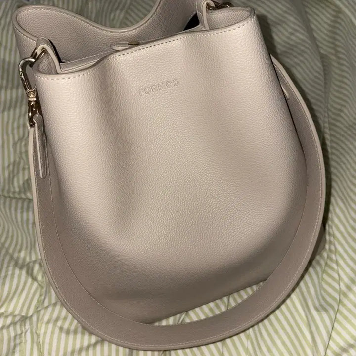 [BUNJANG] Fommode Ivory Leather Shoulder Bag / 포모드 아이보리 가죽 숄더백