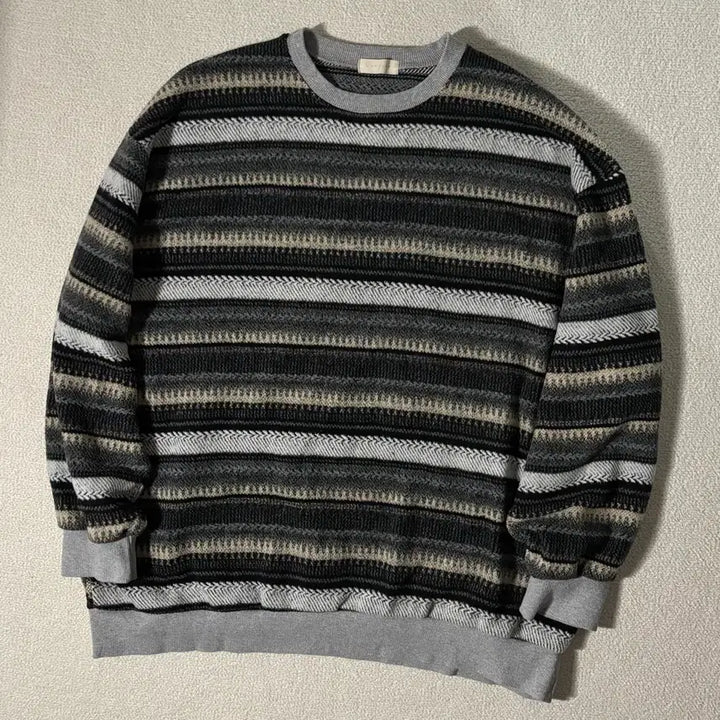 [BUNJANG] Vintage Striped Knit Sweatshirt / 빈티지 모리걸 스트라이프 패턴 니트 맨투맨