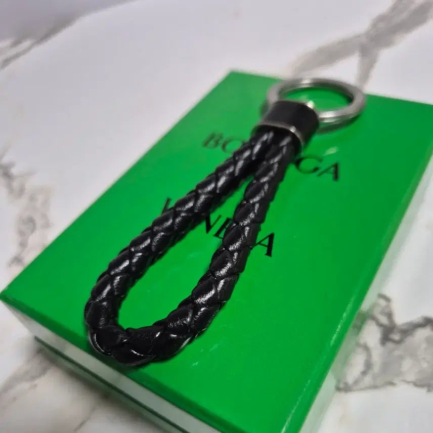 [BUNJANG] Bottega Veneta Intrecciato Leather Keyring Key Holder / (정품) 보테가베네타 인트레치아토 가죽 키링 키홀더