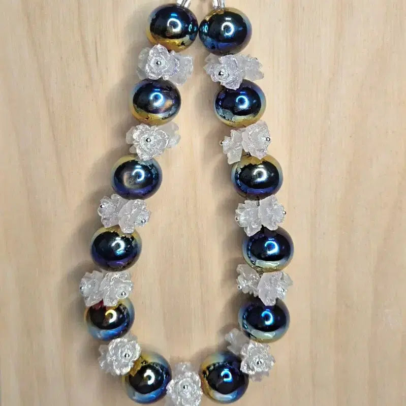 [BUNJANG] Light Stick Black Bead Keyring / 야광꽃 블랙구슬 키링