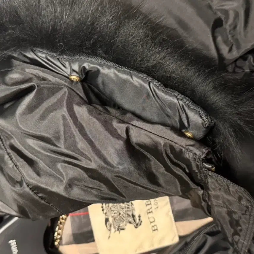 [BUNJANG] Burberry Black Hooded Padded Coat UK4 / 버버리 블랙 후드 패딩 코트 uk4