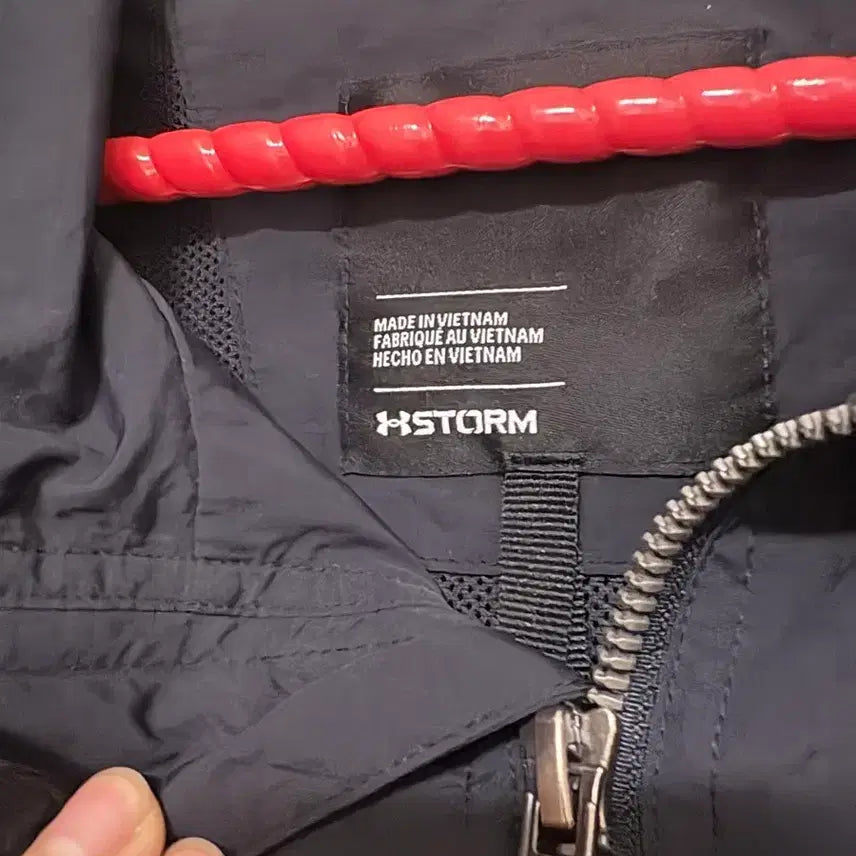 [BUNJANG] Under Armour Windbreaker Jacket / 언더아머 바람막이