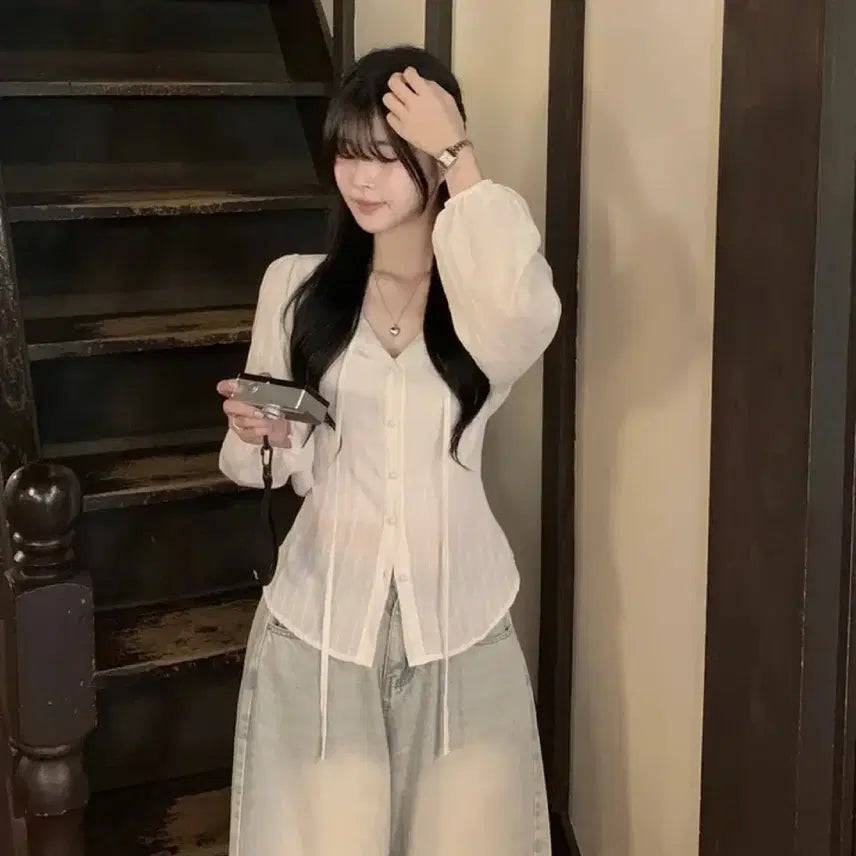 [BUNJANG] White See-Through Blouse / 화이트 시스루 블라우스 하객룩아뜨랑스98도씨히니크베이델리리얼코코베니토