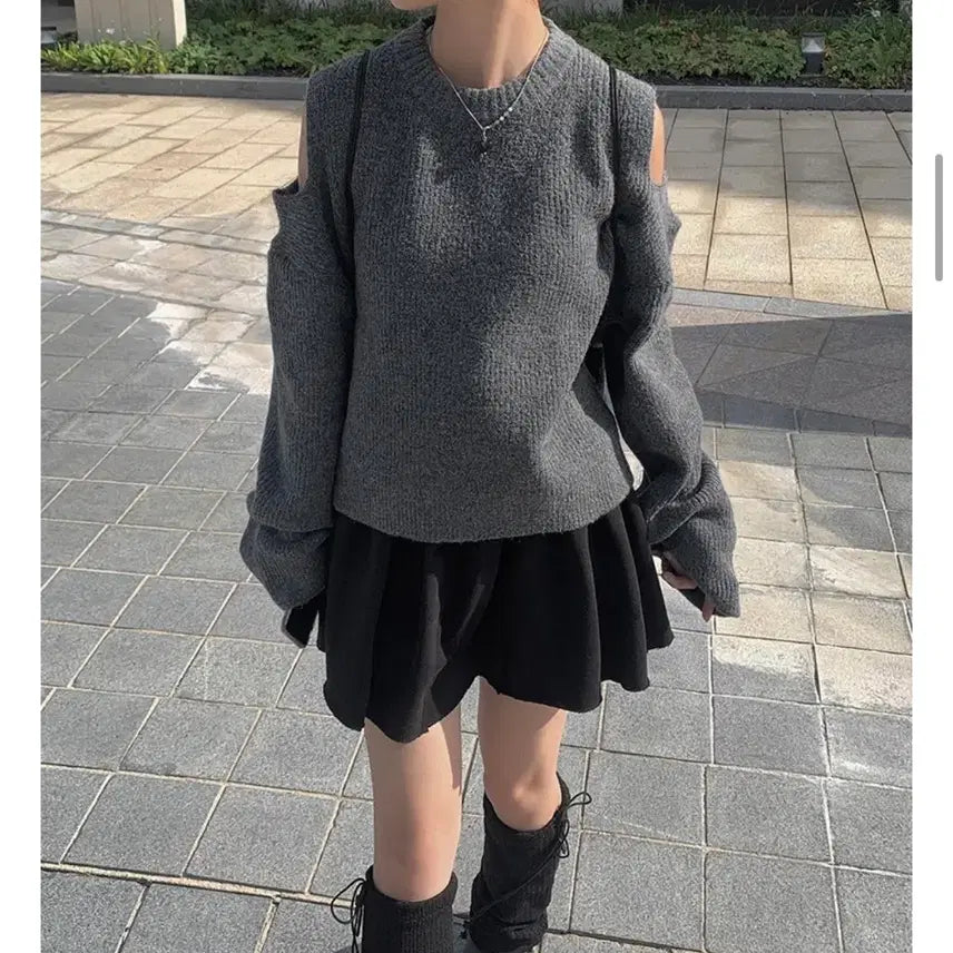 [BUNJANG] Shoulder Slit Knit / 숄더 트임 니트