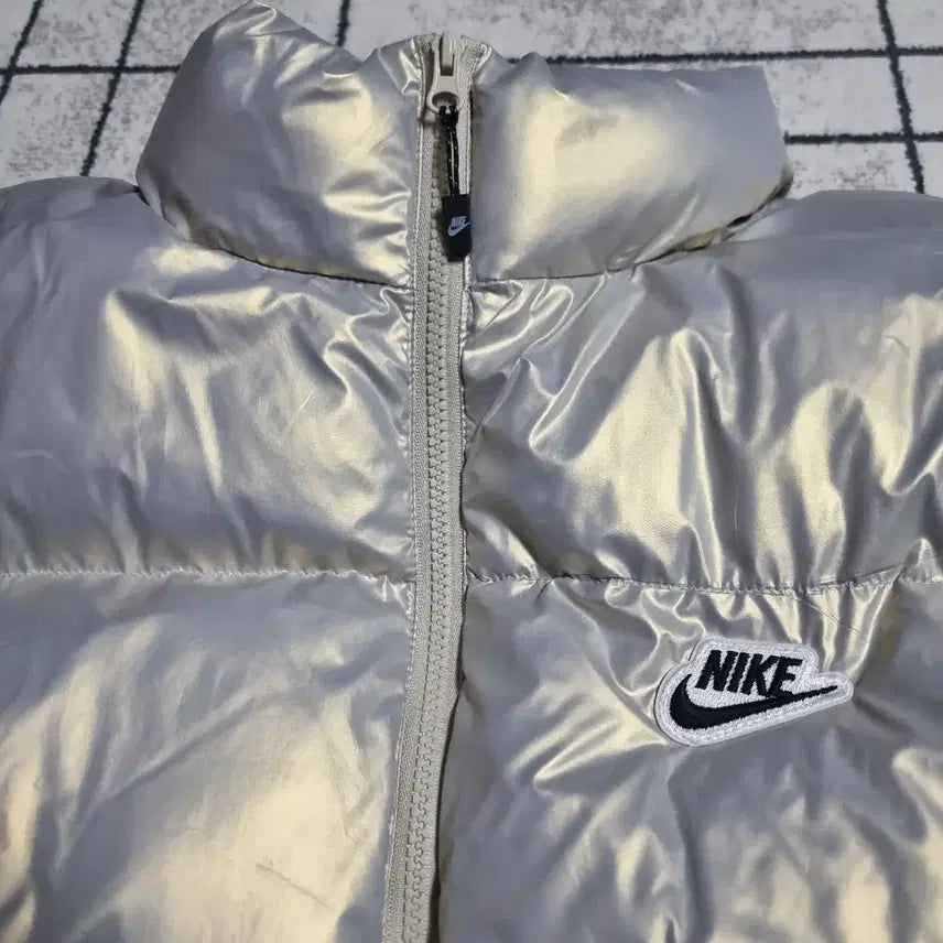 [BUNJANG] Nike Padded Vest XL / 나이키 유광 패딩 조끼 사이즈 XL