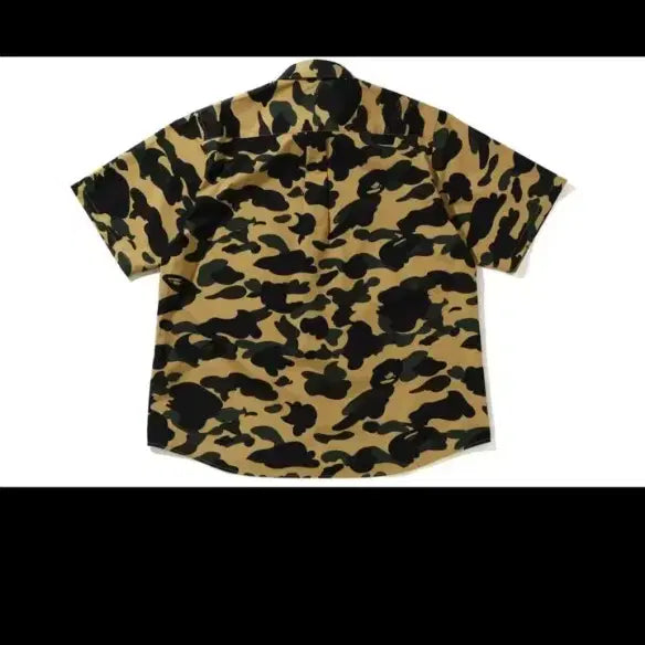 [SOLD OUT] 베이프 1st 카모 반팔 셔츠