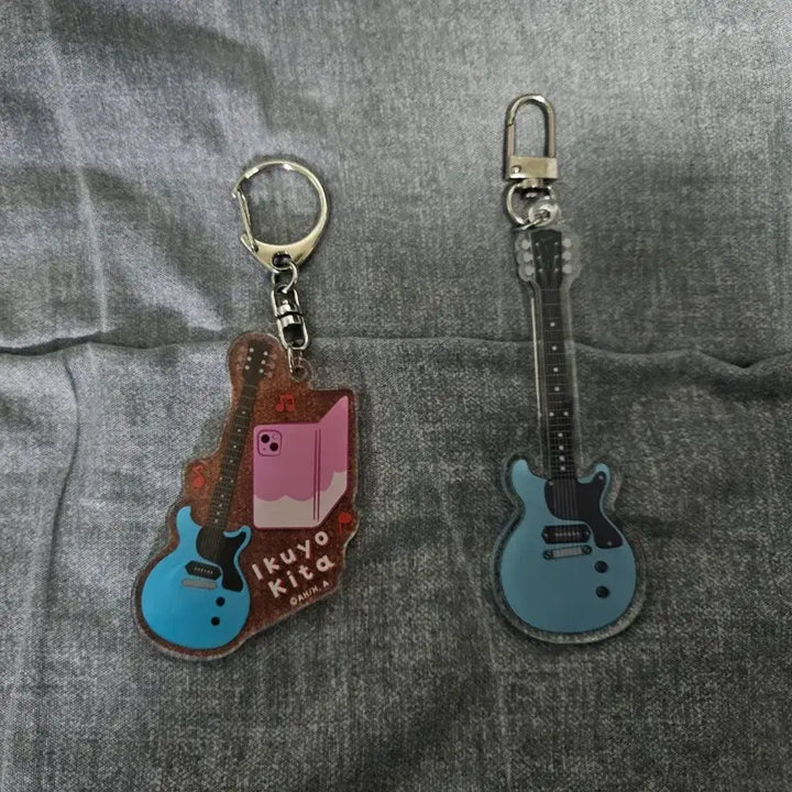 [BUNJANG] Bocchi the Rock Kita Ikuyo Acrylic Guitar Keyring Bundle Set / 급처 봇치더락 키타 이쿠요 기타 아크릴 키링 일괄 처분