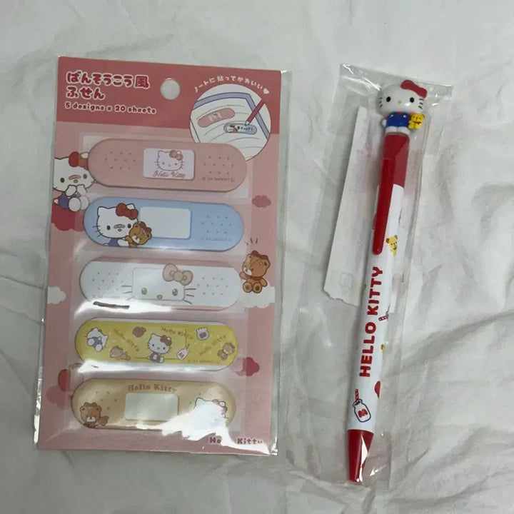 [BUNJANG] Hello Kitty Sticker and Mascot Pen Bundle Set / 헬로키티 반창고 디자인 스티커 + 마스코트 볼펜 일괄