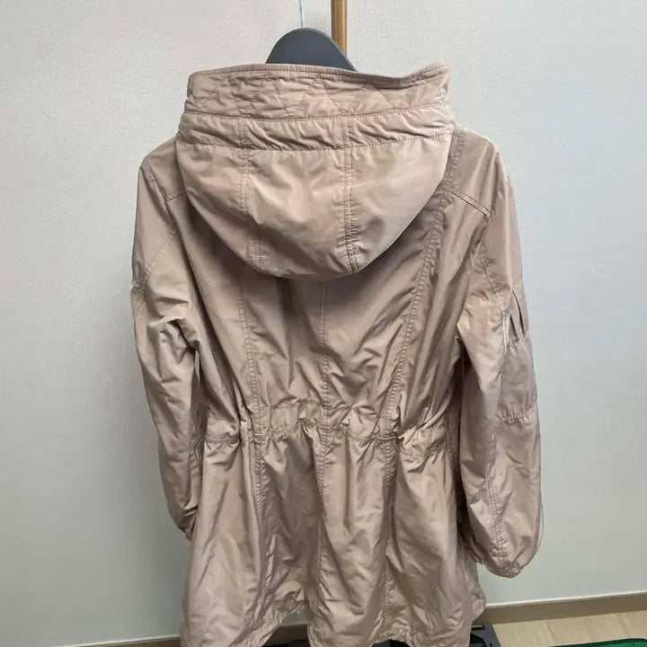 [BUNJANG] Moncler Women's Windbreaker Jacket (Size 4) / 몽클레어 여성 후드 윈드브레이커 바람막이 4사이즈