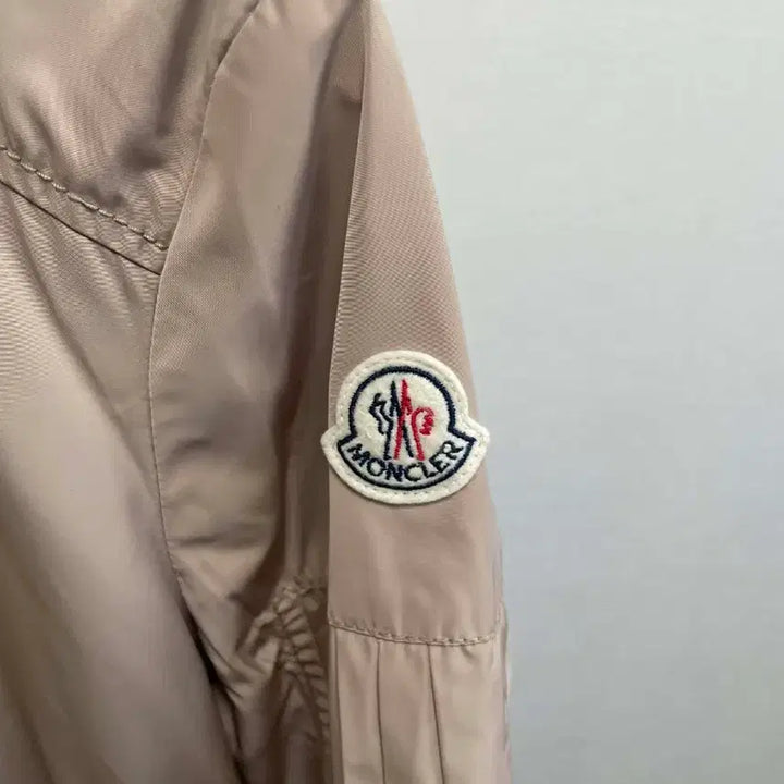 [BUNJANG] Moncler Women's Windbreaker Jacket (Size 4) / 몽클레어 여성 후드 윈드브레이커 바람막이 4사이즈