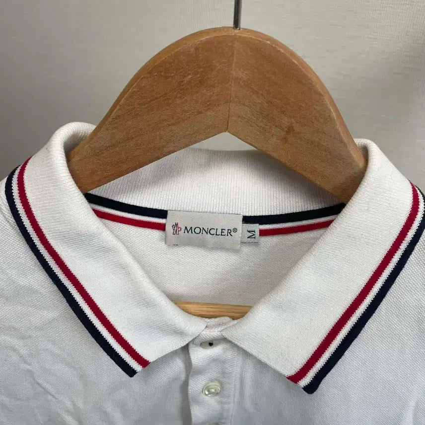 [BUNJANG] Moncler White Polo Shirt (M) / 몽클레어 화이트 카라티 M사이즈