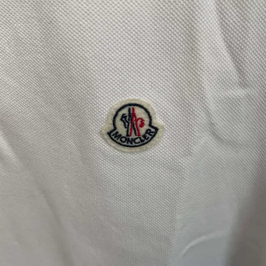 [BUNJANG] Moncler White Polo Shirt (M) / 몽클레어 화이트 카라티 M사이즈