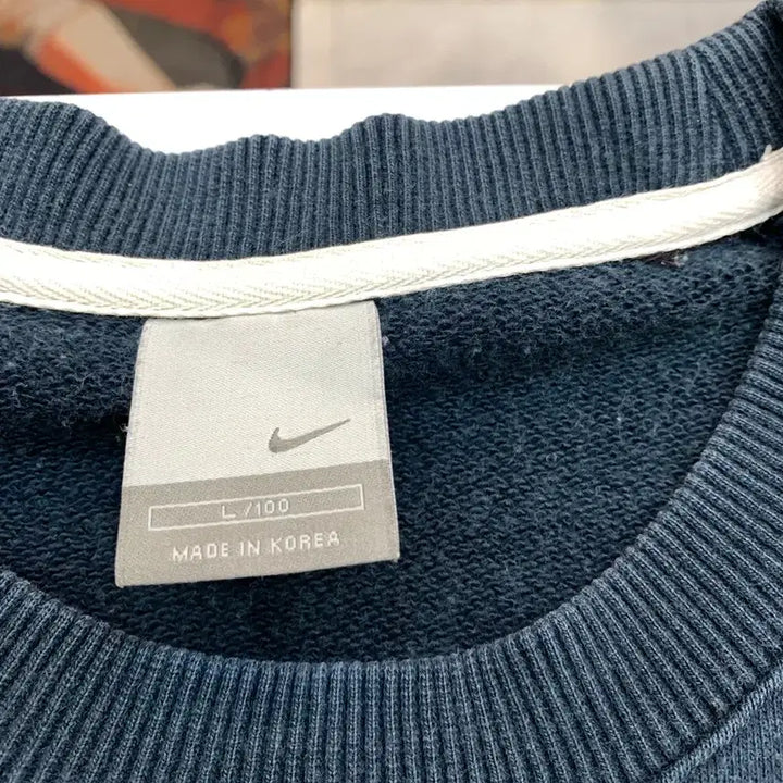 [BUNJANG] Nike Swoosh Navy Sweatshirt / 나이키 스우시 맨투맨 네이비