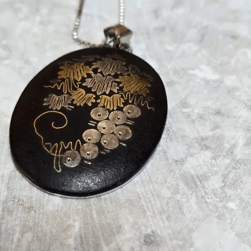 [BUNJANG] Japanese Gold, Silver, and Bronze Inlay Pendant / 일본 금은동 상감 팬던트